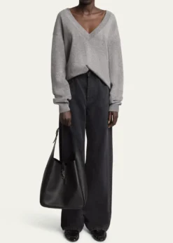 Saint LaurentLe 5 A 7 Large Shoulder Bag in Smooth Leather