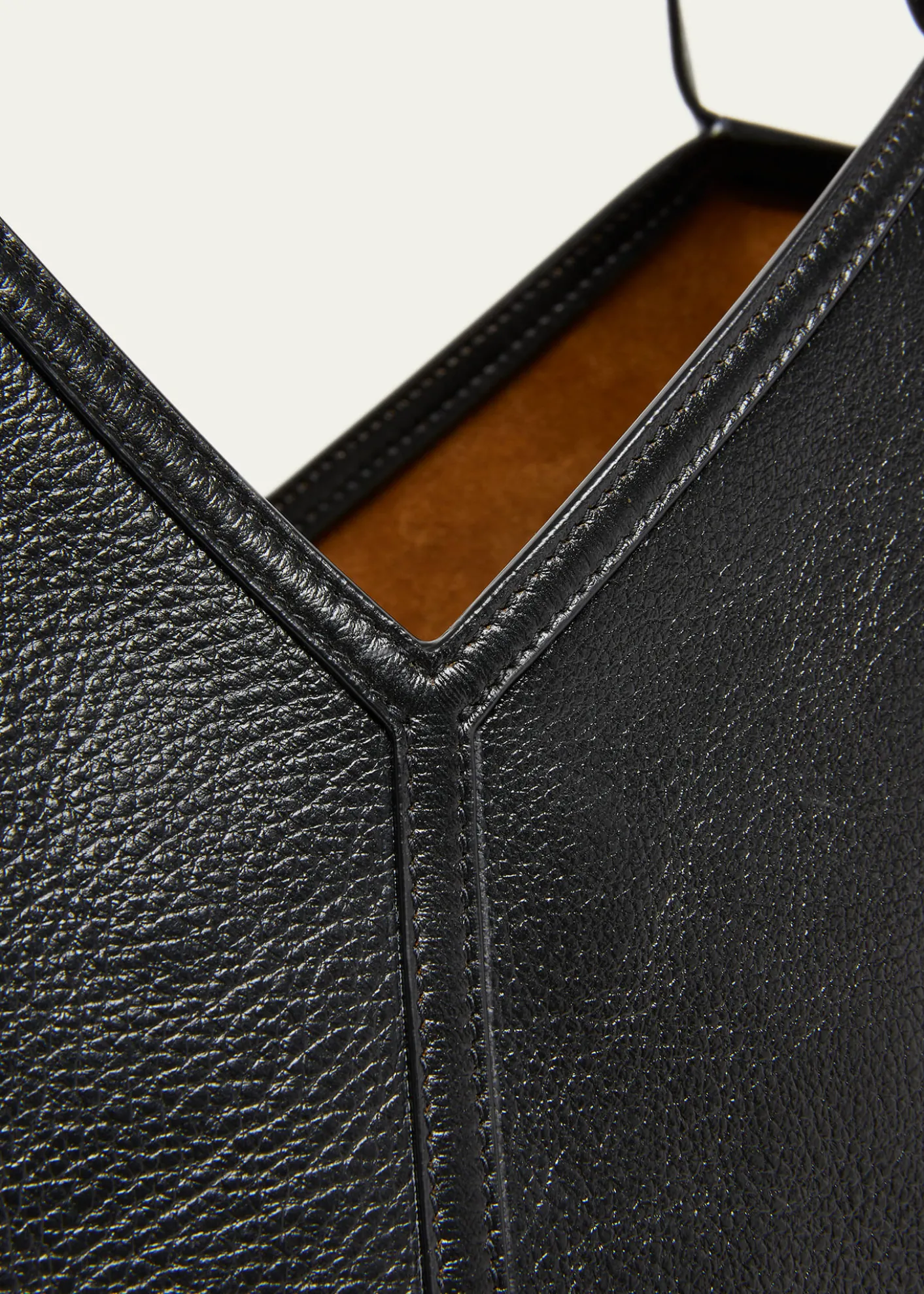 Saint LaurentY Slim Tote Bag in Leather