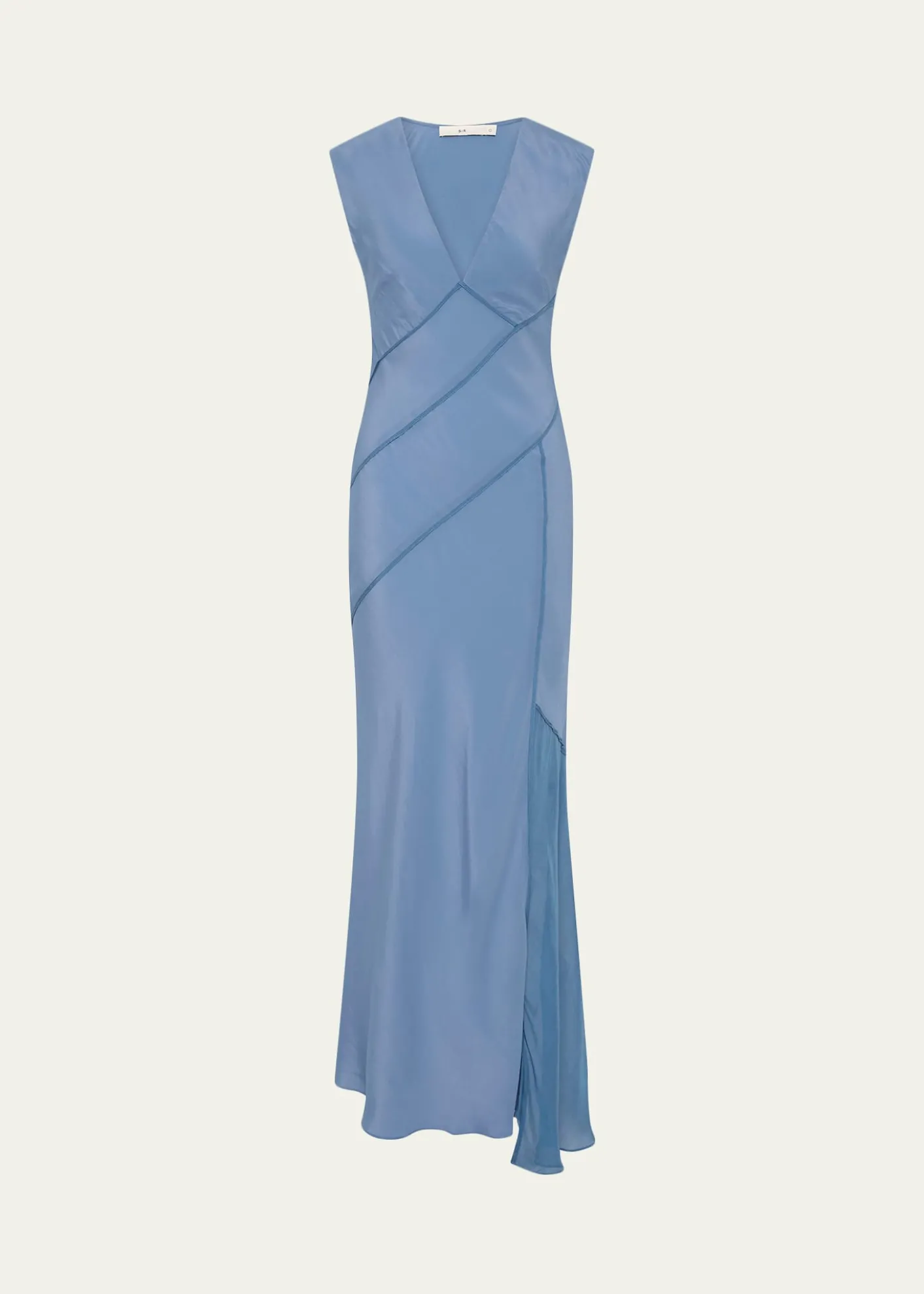 SIRElin Paneled Gown