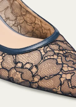 Stuart Weitzman50mm Stuart Power Lace Pumps