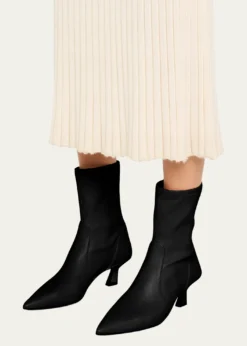 Stuart Weitzman50mm Vinnie Stretch Leather Booties