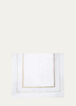 The LinoEssential Queen Duvet Cover