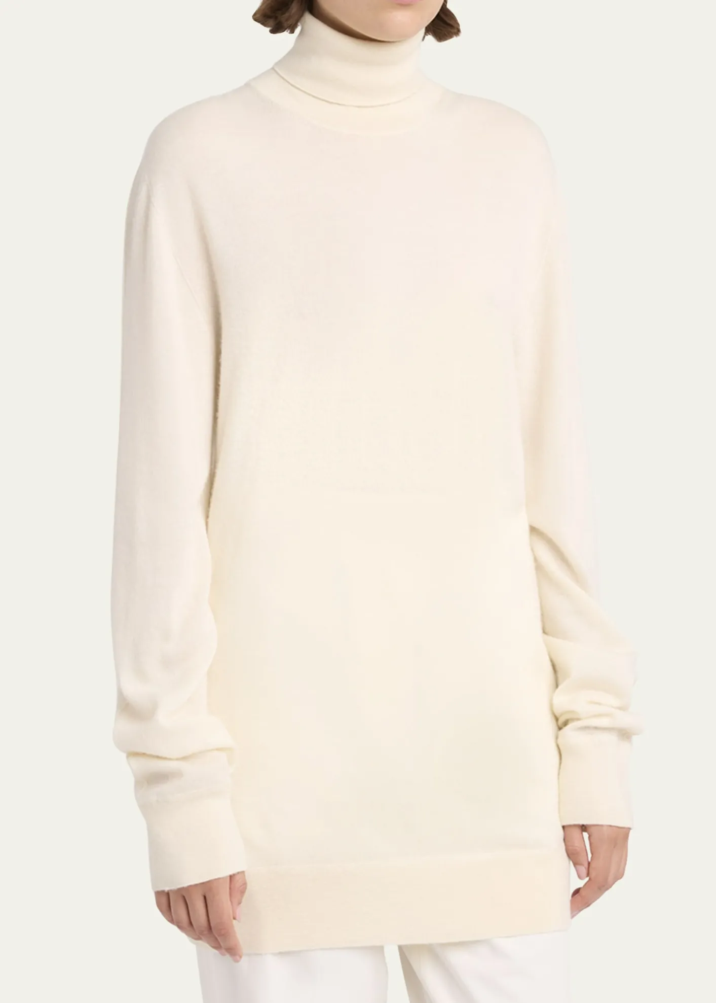 THE ROWLizzy Cashmere Turtleneck Sweater