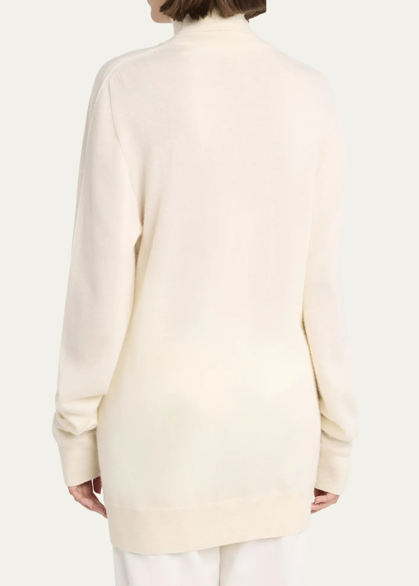 THE ROWLizzy Cashmere Turtleneck Sweater