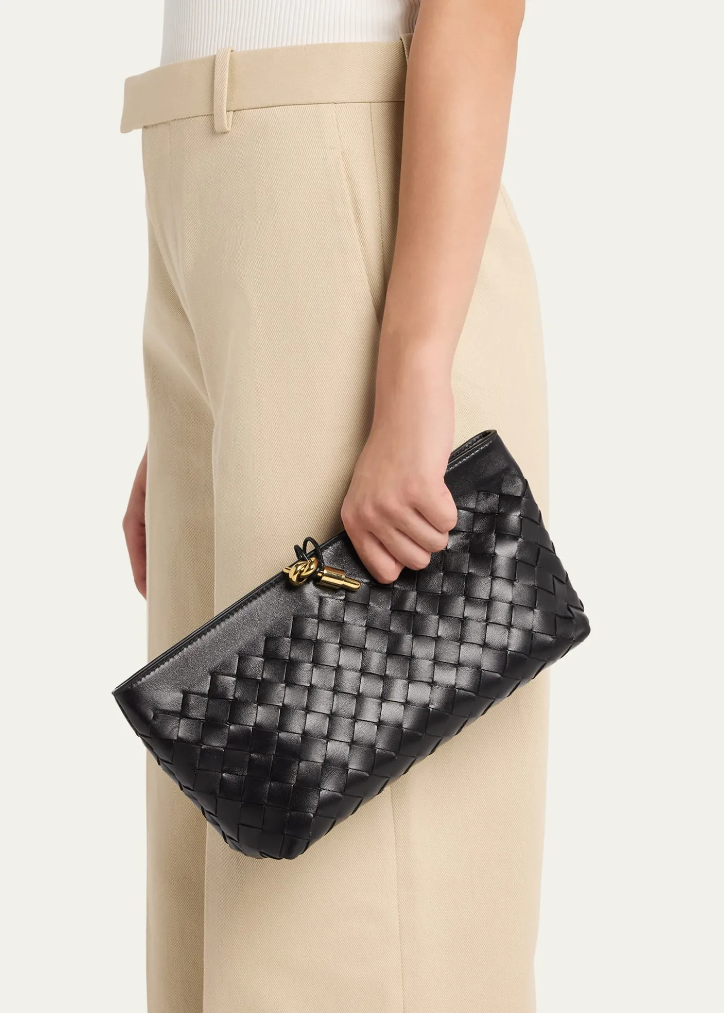 THIS ITEM IS NOT AVAILABLE.Bottega VenetaAndiamo Knot-Embellished Leather Clutch Bag