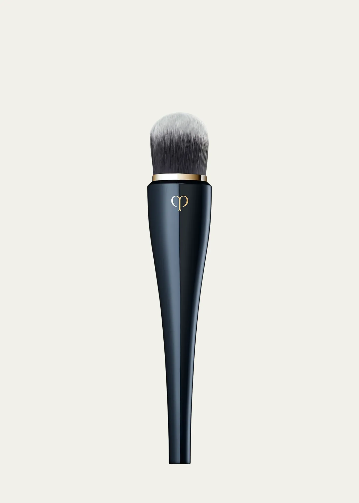 THIS ITEM IS NOT AVAILABLE.Cle de Peau BeauteLight Coverage Foundation Brush