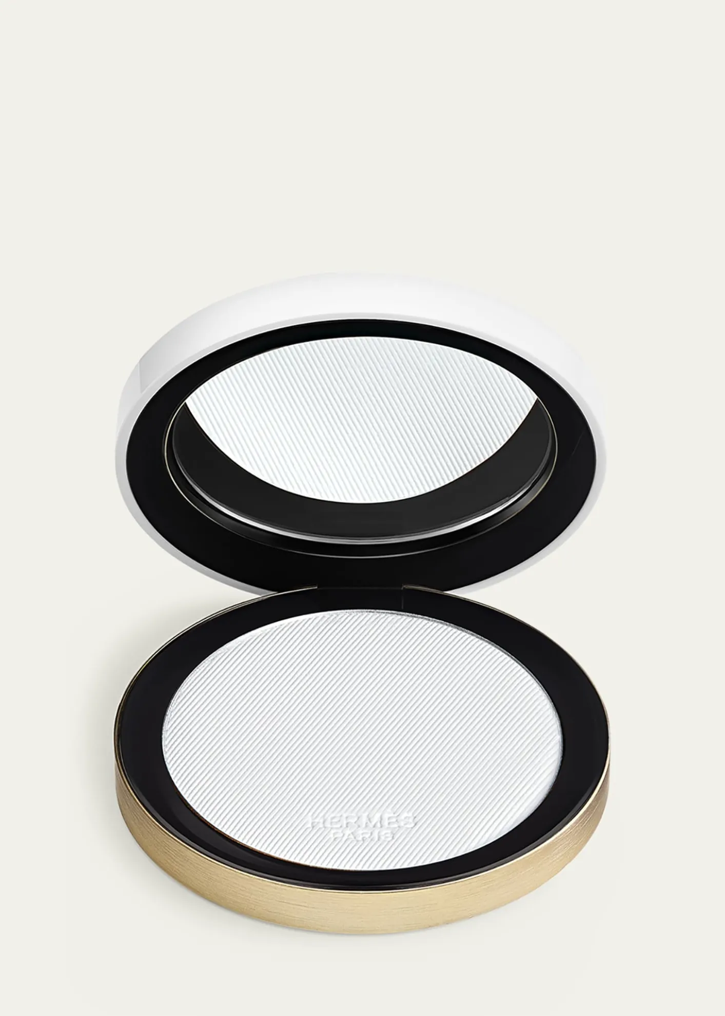 THIS ITEM IS NOT AVAILABLE.HermesPlein Air Radiant Matte Powder