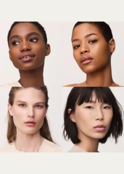 THIS ITEM IS NOT AVAILABLE.HermesPlein Air Radiant Matte Powder