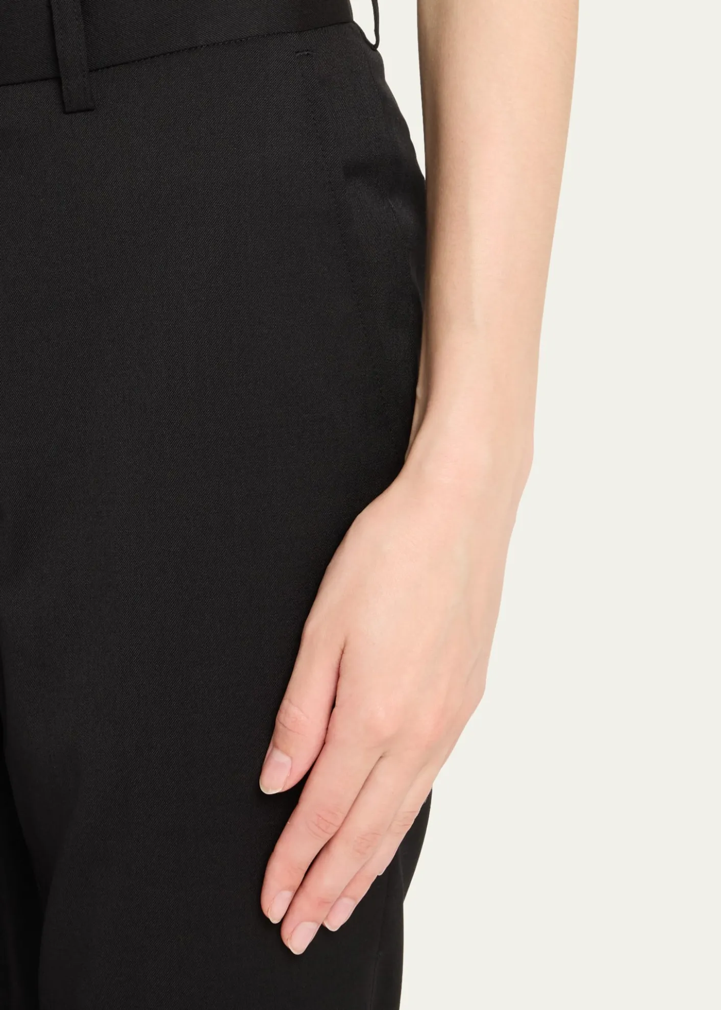 THIS ITEM IS NOT AVAILABLE.HODAKOVAUpside-Down Bermuda Shorts