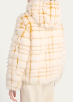 THIS ITEM IS NOT AVAILABLE.MonclerPluvier Short Padded Jacket