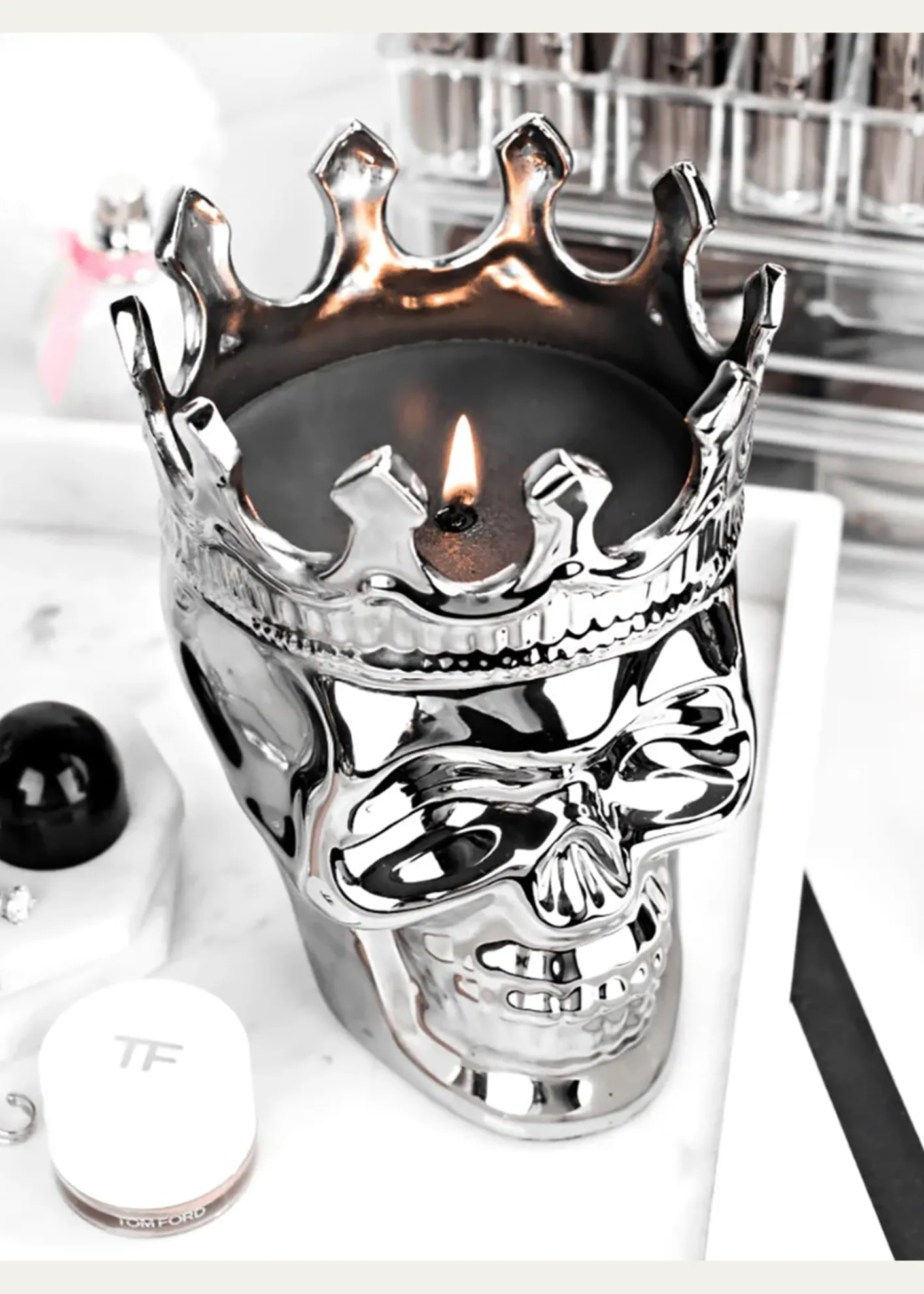 Thompson FerrierSilvertone Maximilien Skull Candle, 23.3 oz. - The Aroma Scent