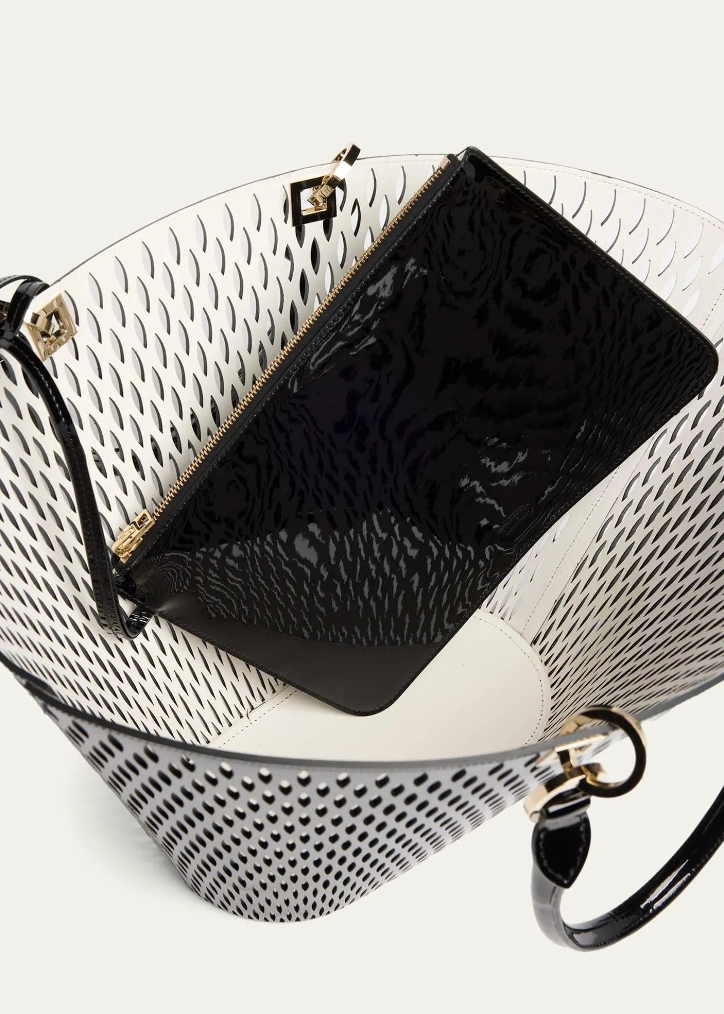 TOM FORDCut Out Patent Leather Medium Tote Bag