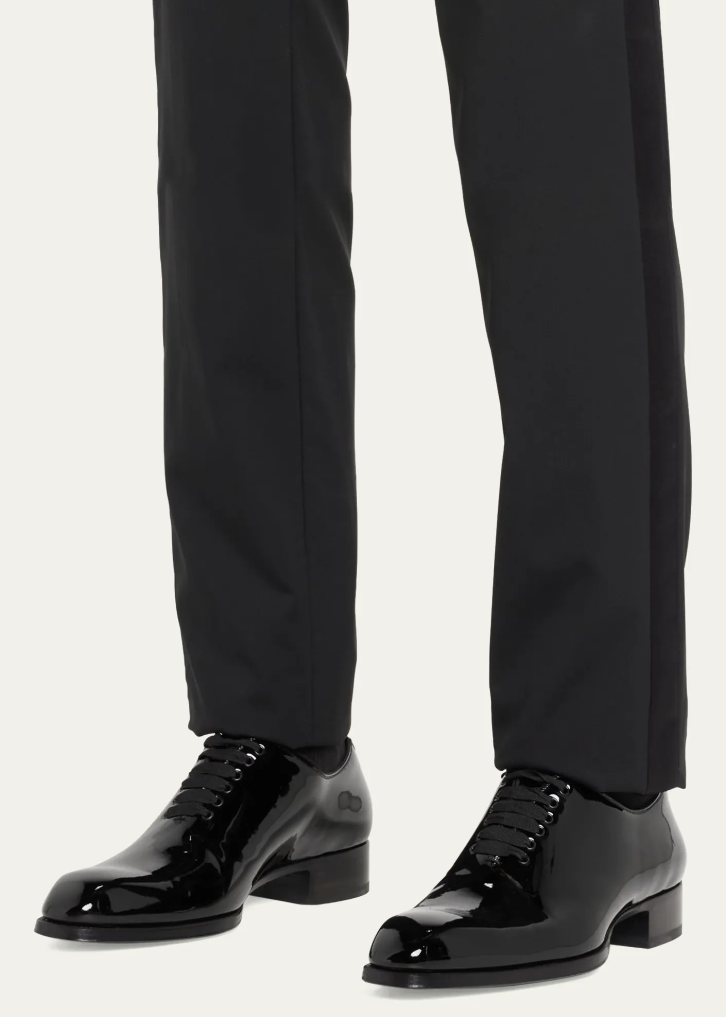 TOM FORDMen's Elkan Patent Leather Oxfords