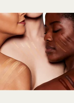 TOM FORD1 oz. Traceless Soft Matte Foundation