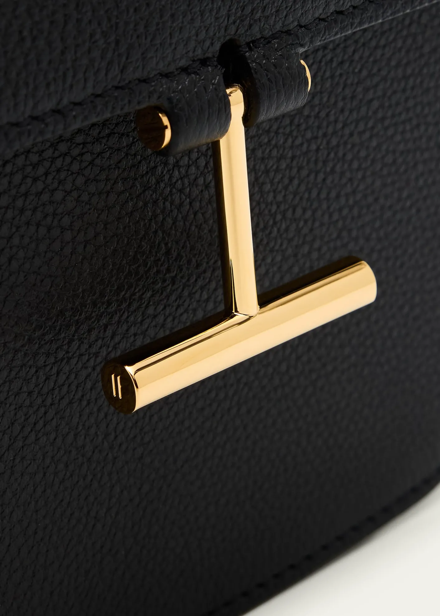 TOM FORDTara Mini Crossbody Bag in Grain Leather