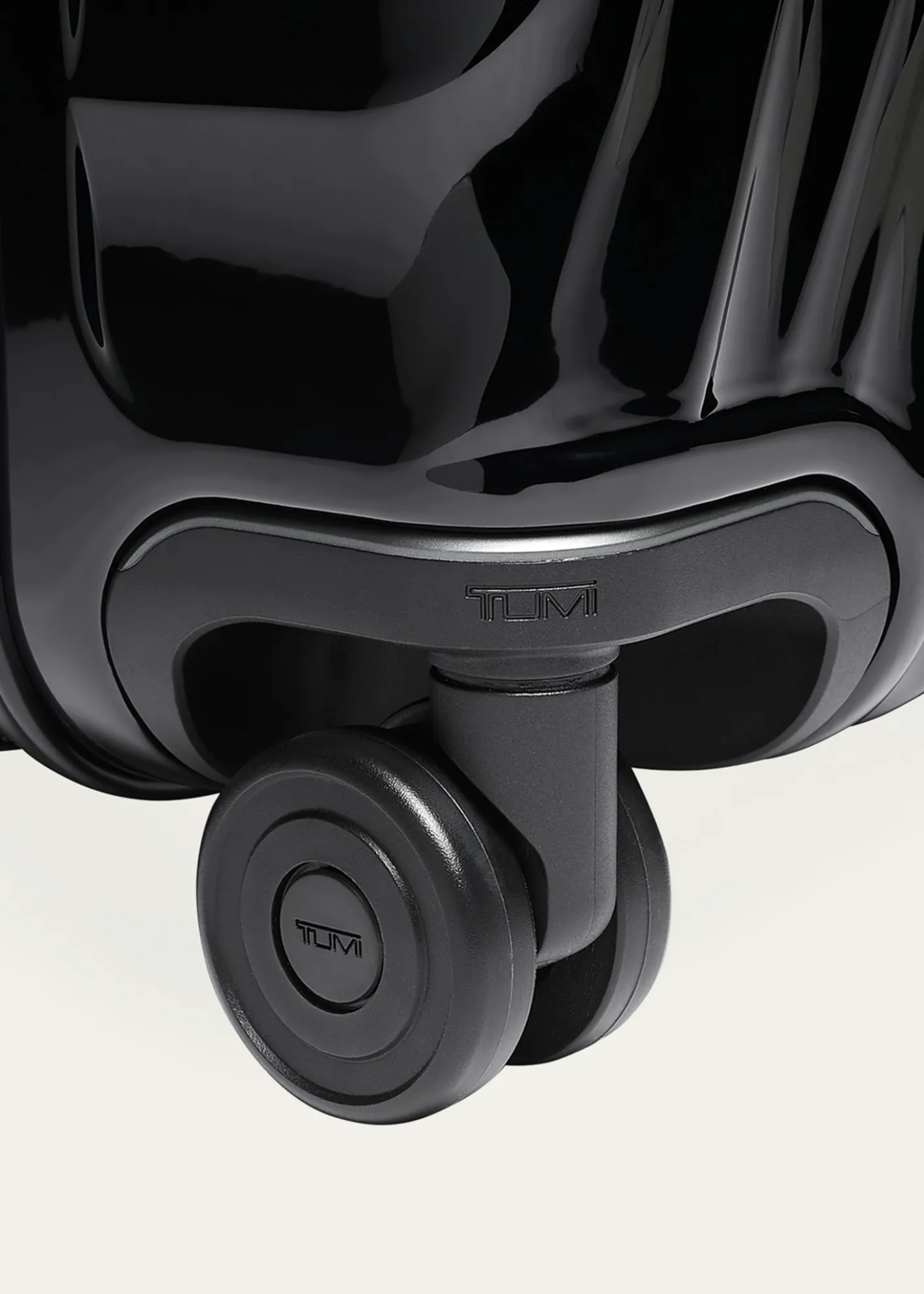 TUMIExtended Trip Expandable 4-Wheel Packing Case