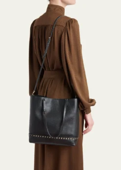 Valentino GaravaniMedium Rockstud Grain Leather Tote Bag