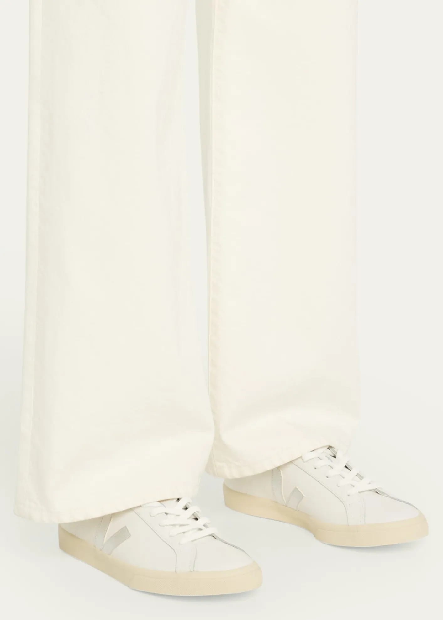 VEJAEsplar Bi-Color Low-Top Sneakers