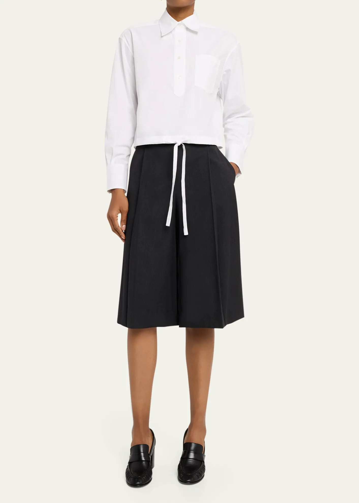 WE-AR4The CC Cropped Cotton Shirt