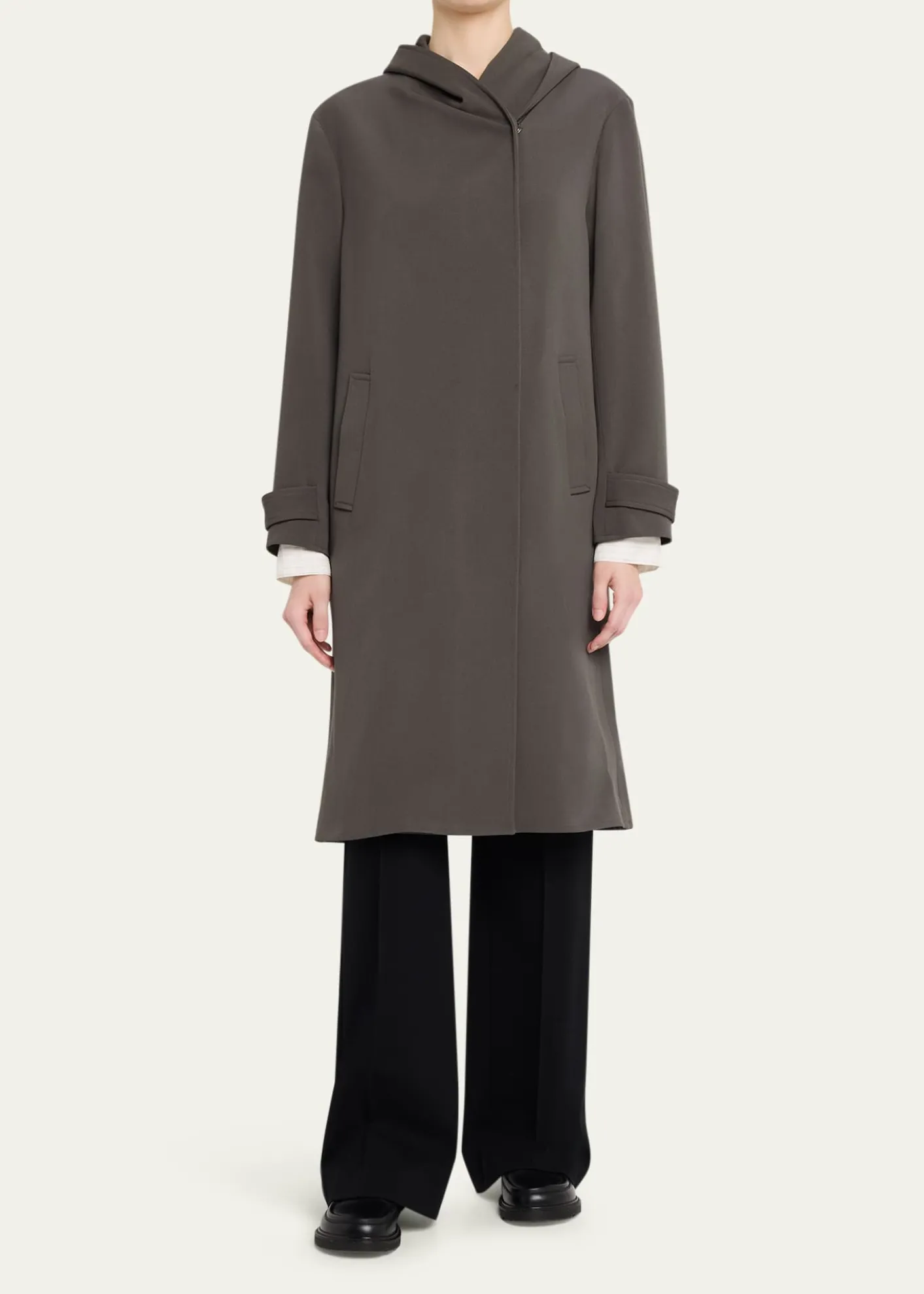 WE-AR4The Swing Trench Coat