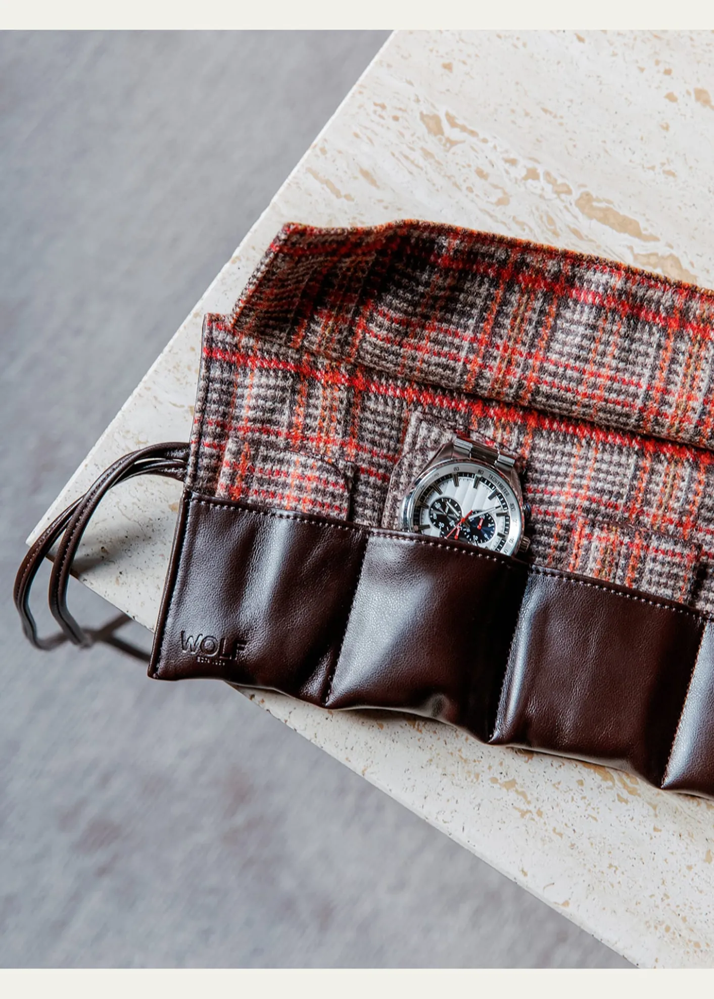 WOLFx WM Brown 6-Piece Watch Roll Out