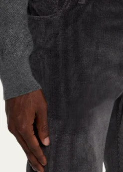 ZEGNAMen's Cashco Corduroy Straight Fit Five-Pocket Pants